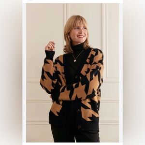 Womance Black and Tan oversized Cardigan XS